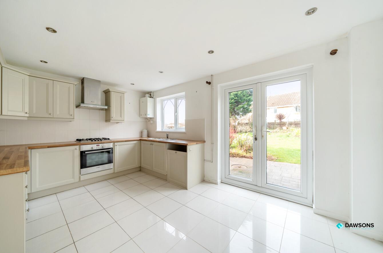 Dawlish Close, Newton, Swansea, SA3 4UT